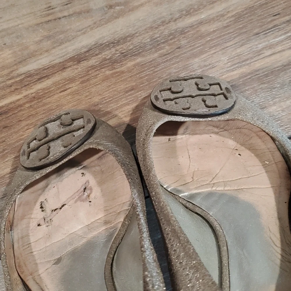 Tory Burch logo Reva Loafer ballet shoes sz 6M Metallic glitter leather